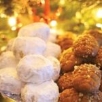 Μελομακάρονα και κουραμπιέδες εκτός Καλαθιού Χριστουγέννων, την τελευταία στιγμή